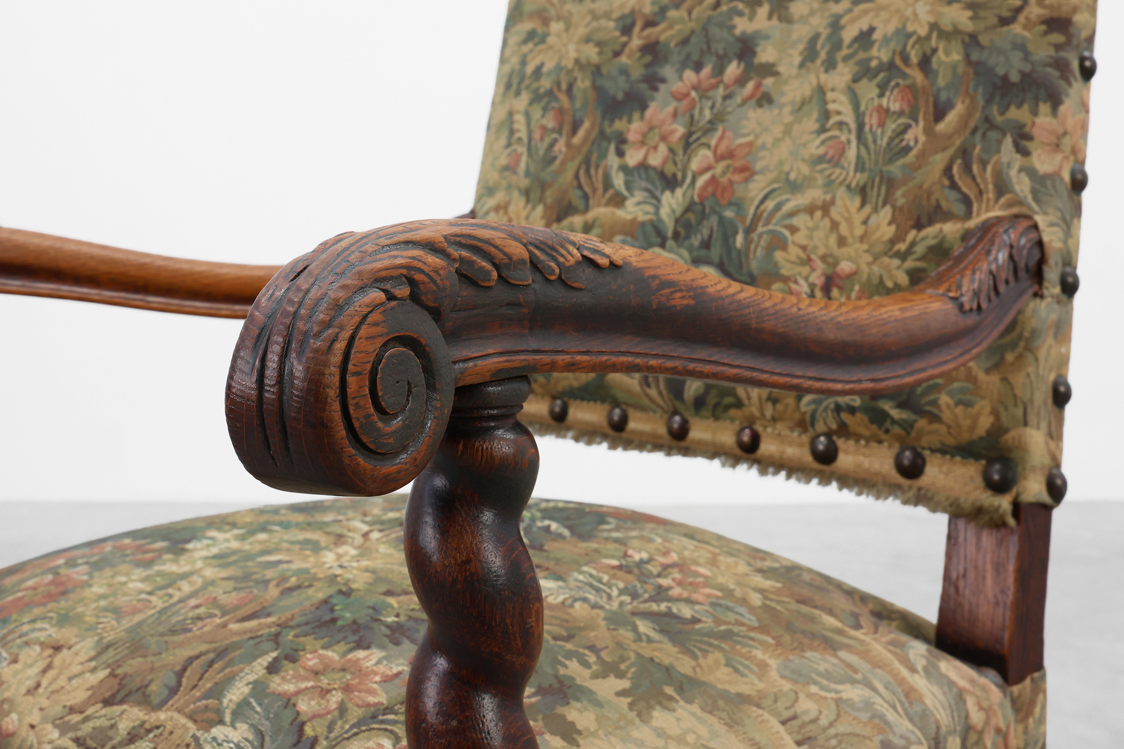 Antique armchair in walnut with tapestry upholstery, UK 17th centurythumbnail